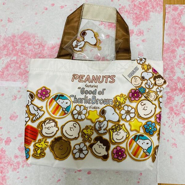 新品しまむら スヌーピー チャーム付き ミニトート PEANUTS ピーナッツ