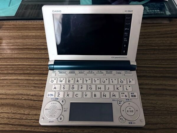 CASIO EX word DATAPLUS 6 XD-B8600 電子辞書140以上のコンテンツこれ1台で調べものは解決!