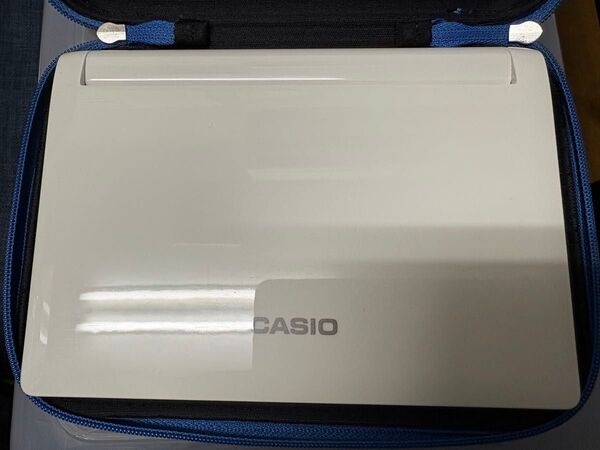 【CASIO】カシオ 電子辞書 中国語学習モデル E-D300 ホワイト日本語、中国語、英語3ヶ国語で切り替