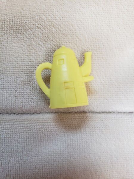 丸越 Drスランプアラレちゃんキン消しゴム コーヒーポット 黄色 レア