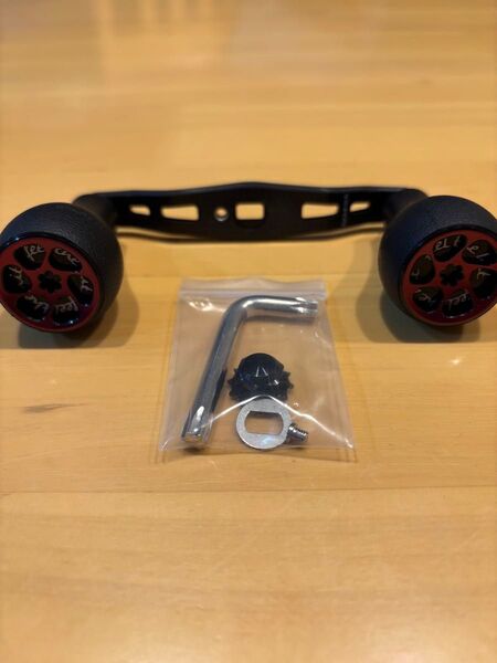 ゴメクサス カスタムハンドル 95mm カーボン製ハンドル ノブ付き ダイワ アブガルシア 左巻き用 取付部8×5ミリ