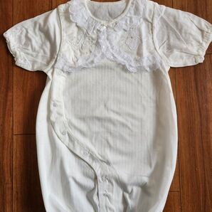 ベビー服 ロンパース レース ホワイト 一部シミあり