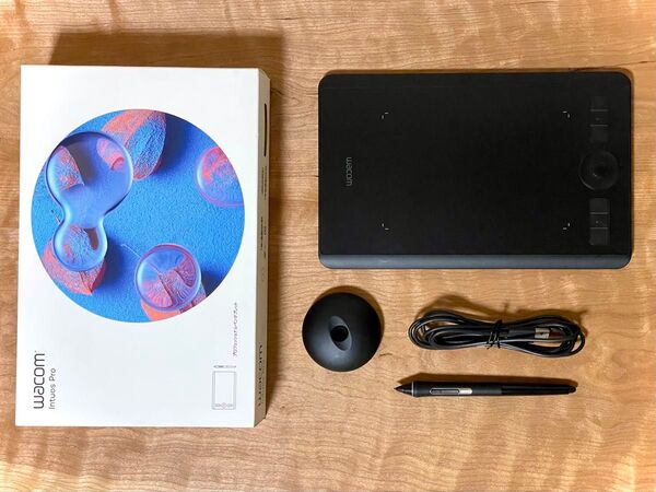 WACOM Intuos Pro PTH-460 ペンタブレット ワコム ブラック