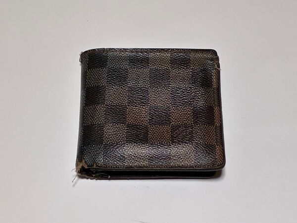 136. 早い物勝ち! Louis Vuitton ルイ・ヴィトン ダミエ 二つ折り財布 複数購入対応 割引対応あり