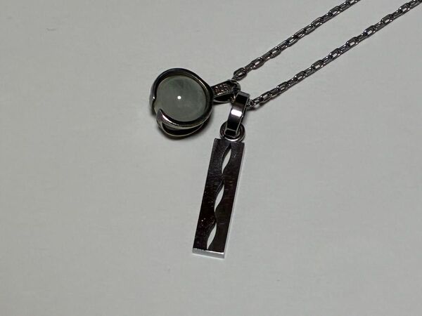 141. 早い物勝ち!【美品】シルバー SILVER 玉付き 刻印 925 ペンダント ネックレス 複数購入対応 割引対応あり