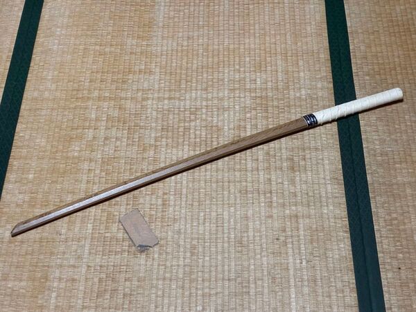 153. 早い物勝ち!木刀 木製 剣道 長さ 102㎝ ! 幅 4.0㎝!複数購入対応 割引対応あり