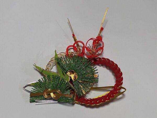 162. 早い物勝ち!和風 水引 細工 結納飾り 装飾 縁起物 冠婚葬祭 しめ縄・しめ飾り 赤緑金 複数購入対応 割引対応あり