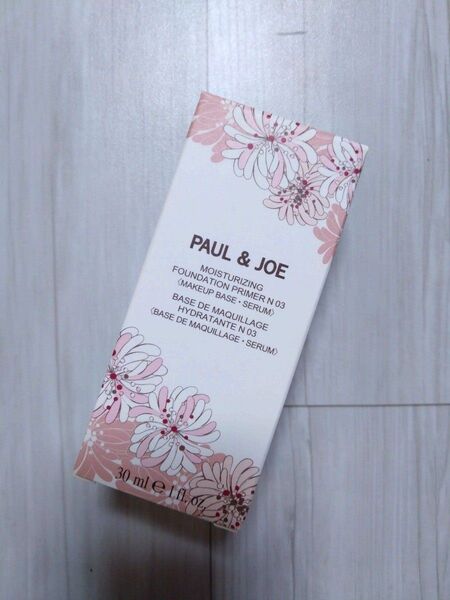 PAUL&JOE モイスチュアライジング プライマー 03