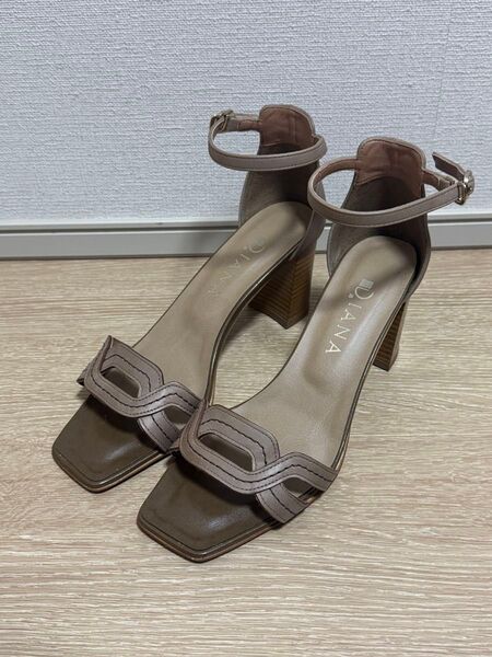 DIANA ダイアナ サンダル 24cm トープ