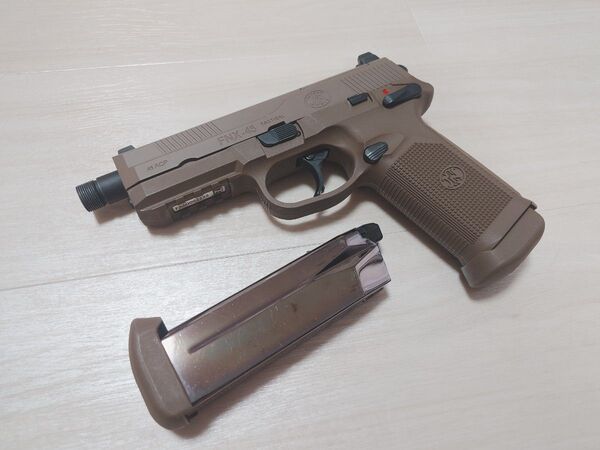 Cybergun/VFC FNX-45 Tactical GBB ガスブローバック FDE マガジン2個つき