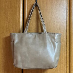 レガートラルゴ トートバッグ