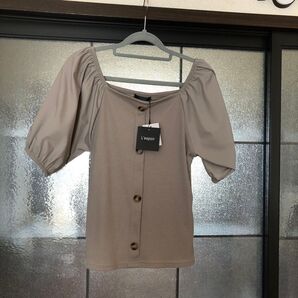 新品タグ付き トップス 半袖
