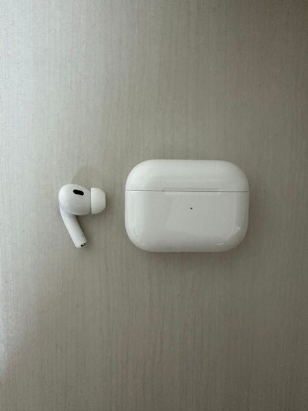Apple AirPods Pro 第二世代ホワイト