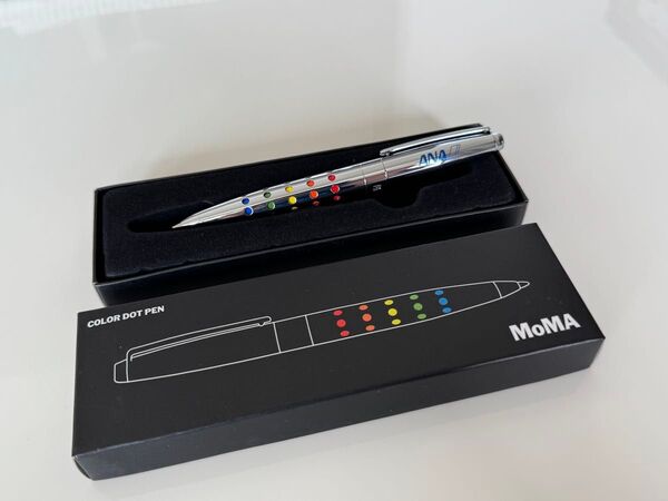 【入手困難 ANAコラボ企画モデル】MoMAドットカラー ボールペン(黒) ANAモデル ボールペン 文房具 筆記具
