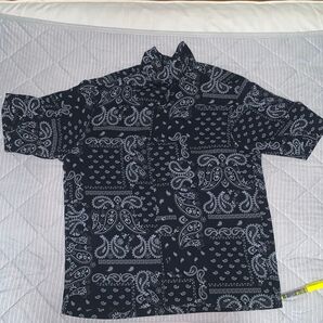 ペイズリー柄シャツ