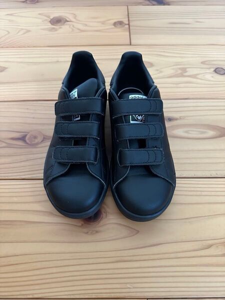 adidas スタンスミス 19cm