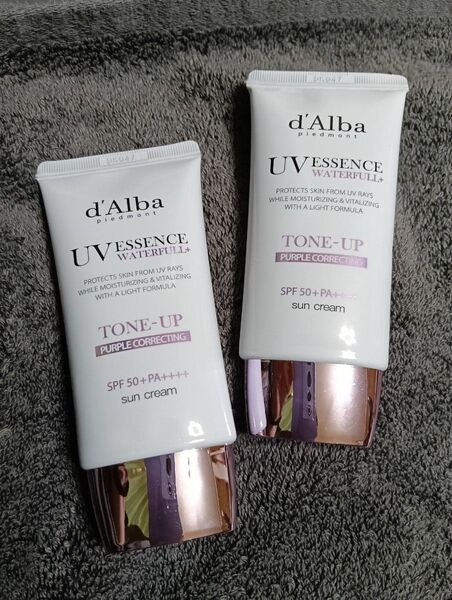 【2個セット】d'Alba UV ESSENCE WATERFULL+ トーンアップサンクリーム パープル 新品未使用