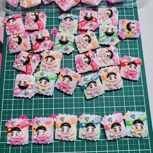 バラバラ1個50ハンドメイド 新作デコパーツ