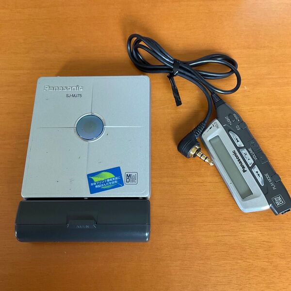 【ジャンク品】Panasonic☆ポータブルMDプレーヤーSJ-MJ75
