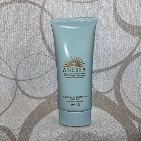 新品アネッサ モイスチャーUV マイルドジェル 日焼け止め SPF35 PA+++ 90g