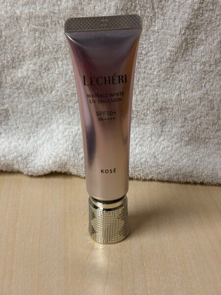KOSE LECHERI リンクルホワイト UVエマルジョン SPF50+ PA++++