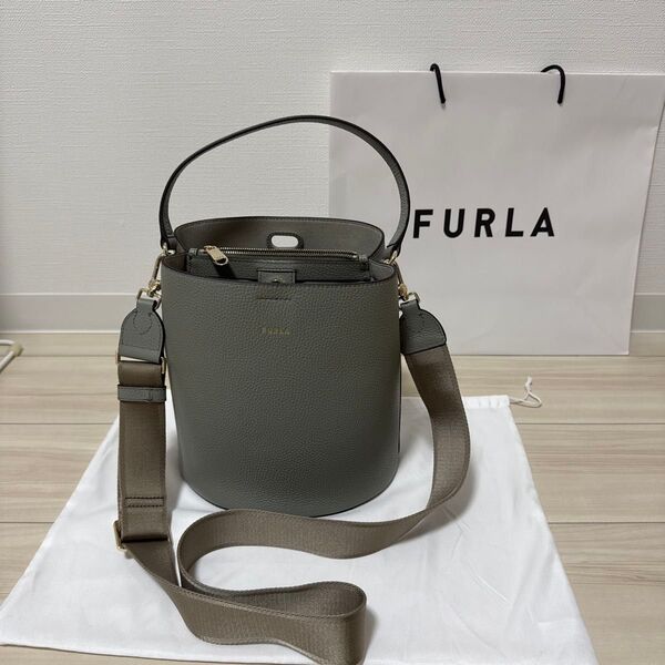 FURLA DANAE S BUCKET BAG /中古 ショルダーバッグ ハンドバッグ