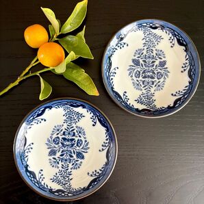 福田利之さん 小皿 2枚 鳥 蝶々 イラスト 作家 豆皿 波佐見焼 日本製 春 動物 食器 和食器 醤油皿 日本製 新品