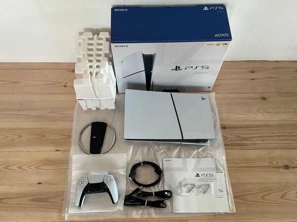 美品 SONY PS5 本体 プレイステーション5 CFI-2000A01 ディスク搭載 +純正縦置スタンドCFI-ZVS1付