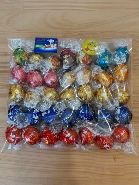 Lindt リンドール 12種類37個 クリアランスバッグ