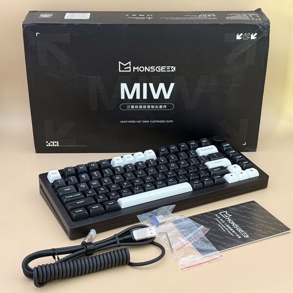 Monsgeek M1W ブラック (US配列/ 82キー/ 3モード接続/ ノブ付き)