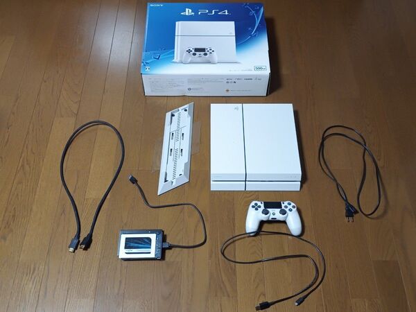 PS4 CUH-1200A グレイシャーホワイト SSD500GBセット SONY プレイステーション4 初期化と動作確認済み