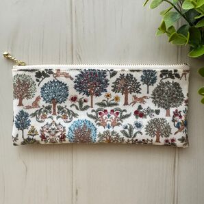 ペンケース 深型ポーチ ラミネートポーチ ハンドメイド リス 鳥 うさぎ 花柄