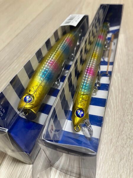 アイザー125f ブローウィン165f ブルーブルー