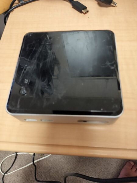 intelnuc d54250wyk ジャンク品