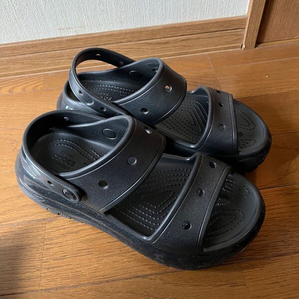 CROCSメガクラッシュ サンダル MEGA CRUSH SANDAL