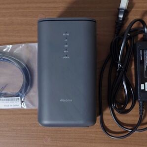 ドコモ home5G ホームルーター HR02 ダークグレー
