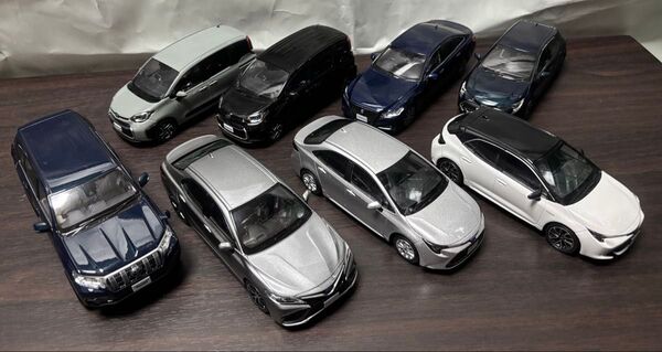 カラーサンプル 本体のみ 8台セット プラド カローラスポーツ カムリ シエンタ クラウン