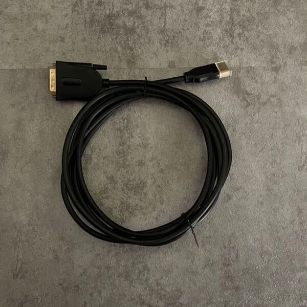 displayport to DVI ケーブル amazonベーシック3m