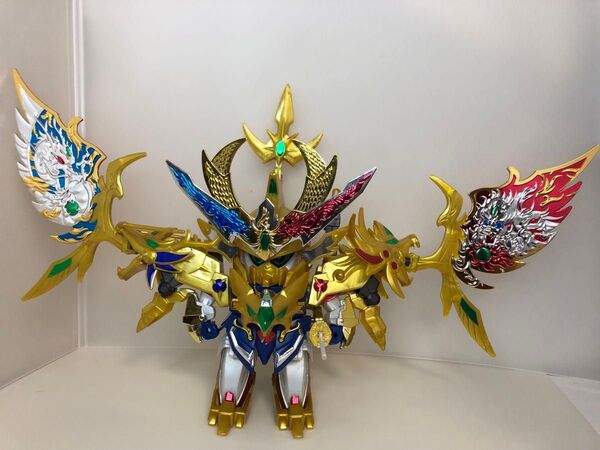 限定版 BB戦士 輝神大将軍獅龍凰(成形色違い、組済、ジャンク)+BB戦士165武者刀流義守(未組立)セット