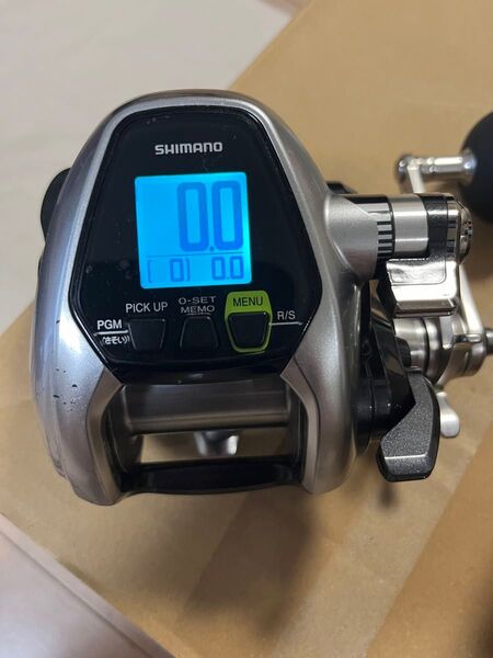 シマノSHIMANO電動リール15フォースマスター3000(右ハンドル)