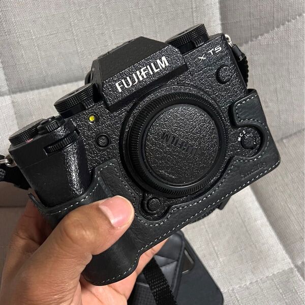 Fujifilm X-T5 カメラボディー