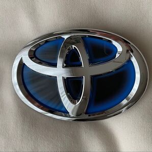 トヨタ エンブレム 純正 ハイブリッド 90系ヴォクシー