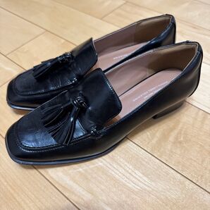 UNITED ARROWS スクエア タッセル ローファー (3cmヒール)