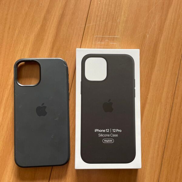 iPhone12 Pro純正ケース