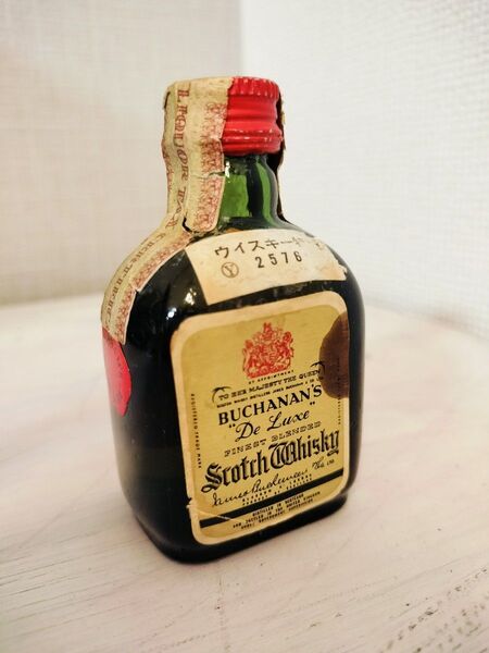 ブキャナンズ デラックス スコッチウイスキー未開封 ミニボトル古酒