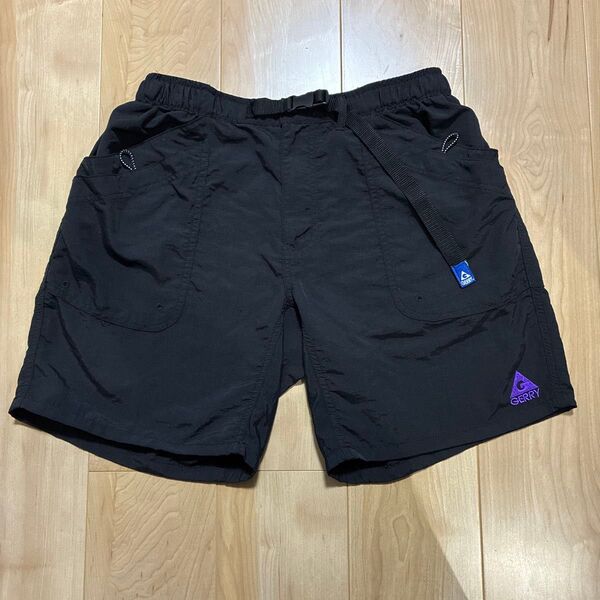 【美品】GERRY 黒ショートパンツ ナイロン 水陸両用 ハーフパンツ ハーフパンツ 短パン ショーツ