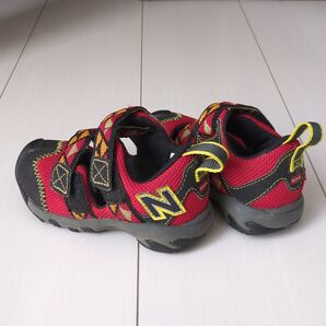 ニューバランス スニーカー サンダル