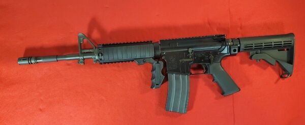 INOKATSU イノカツ M4A1 SOPMOD ガスブローバック セミ/フル 動作確認済み 良品 マガジン付き