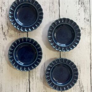 花型小皿 ネイビー 4枚 美濃焼 オシャレ磁器 醤油皿 副菜皿 デザート皿