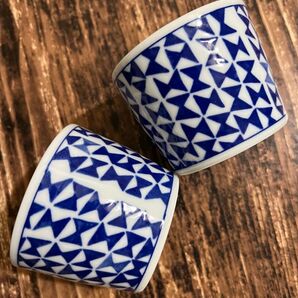 和柄カップ 蝶柄2枚 そばちょこ 湯呑み 茶碗蒸し 美濃焼 オシャレ 磁器